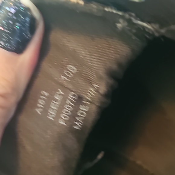 COACH SHOES - Picture 6 of 10